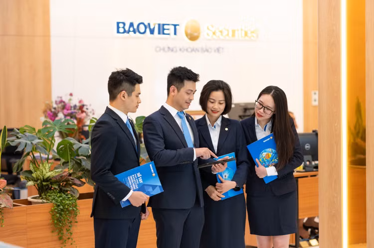 Lợi nhuận hợp nhất quý I/2024 của Tập đoàn Bảo Việt tăng 13%