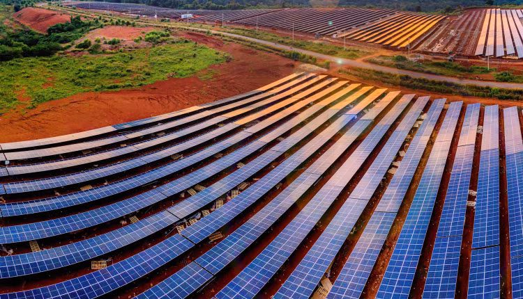 Tổng sản lượng phát của Nhà máy Điện mặt trời Thác Mơ từ năm 2021 - 2024 đạt 316,8 triệu kWh. Ảnh: Minh Lương