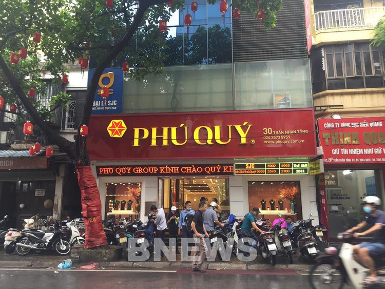 Giá vàng trong nước sáng 1/9 tiếp tục tăng 100 nghìn đồng/lượng. Ảnh: Diệp Anh/BNEWS/TTXVN