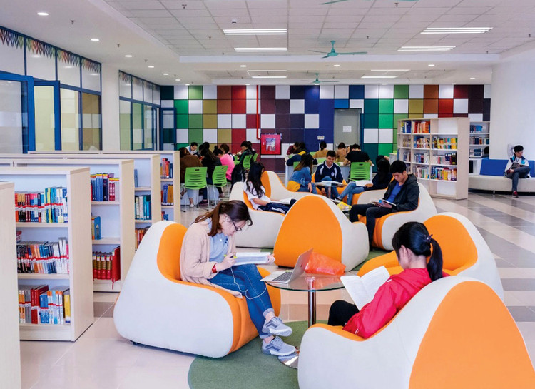 Trường Đại học Khánh Hòa đã lựa chọn Công ty TNHH Xây dựng cơ điện Phát Đạt thực hiện Gói thầu Mua sắm trang thiết bị (đợt 3) thuộc Dự án Nâng cấp thư viện của Trường. Ảnh minh họa: Hữu Dương