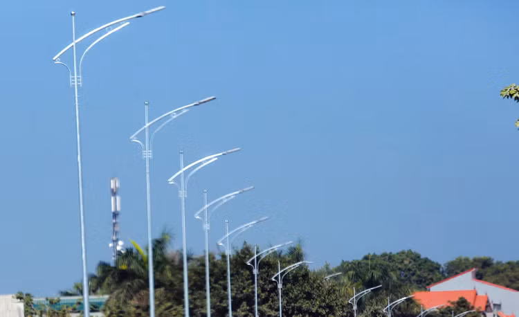 Dự án Hệ thống điện chiếu sáng công cộng các tuyến đường thị xã Buôn Hồ, tỉnh Đắk Lắk có tổng mức đầu tư hơn 29,6 tỷ đồng. Ảnh minh họa: Nhã Chi