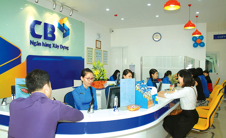 Chủ trương chuyển giao bắt buộc với Ngân hàng Đông Á, Ngân hàng Xây dựng, Ngân hàng Đại Dương, Ngân hàng Dầu khí toàn cầu đã được các cấp có thẩm quyền phê duyệt, nhưng phương án cụ thể vẫn chưa được công bố. Ảnh: Song Lê