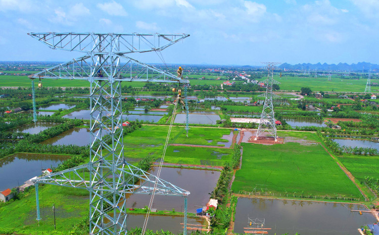 Dự án Đường dây 500kV Lào Cai - Vĩnh Yên được triển khai tại 4 tỉnh Lào Cai, Yên Bái, Phú Thọ và Vĩnh Phúc. Ảnh minh họa: Nhã Chi