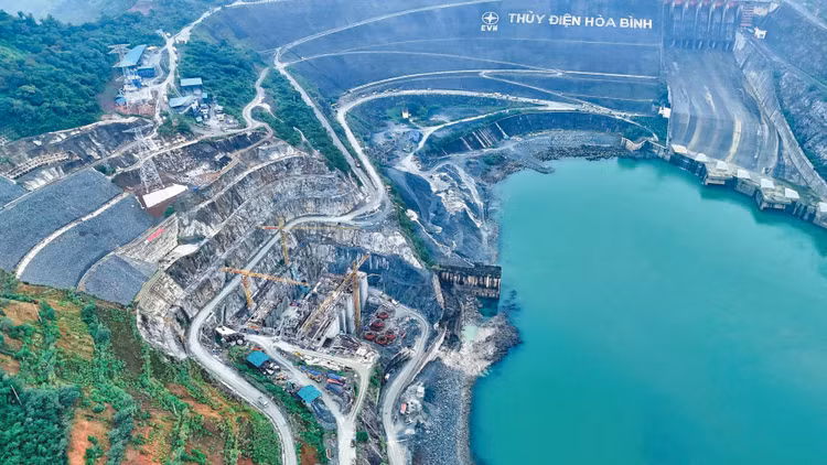 Liên danh do Tổng công ty Xây dựng Trường Sơn đứng đầu thi công Dự án Thủy điện Hòa Bình mở rộng