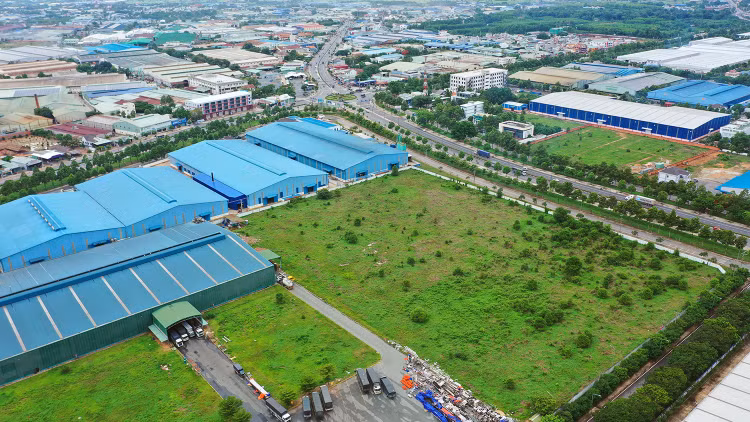 Nghị định số 115/2024/NĐ-CP quy định chi tiết một số điều của Luật Đấu thầu về bảo đảm cạnh tranh trong lựa chọn nhà đầu tư thực hiện dự án đầu tư có sử dụng đất. Ảnh: Lê Tiên