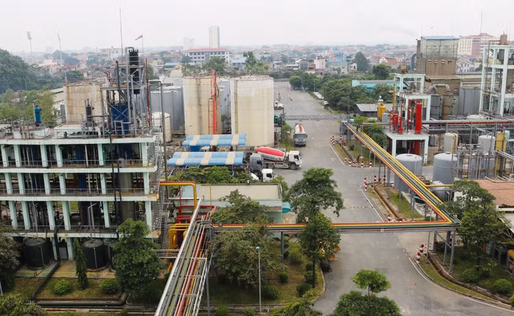 Công ty CP Hóa chất Việt Trì đang tiếp tục nghiên cứu, lựa chọn công nghệ để đầu tư các sản phẩm hóa chất có hàm lượng công nghệ cao, thân thiện môi trường