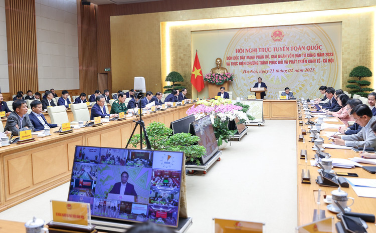 Hội nghị trực tuyến toàn quốc về đôn đốc đẩy mạnh giải ngân vốn đầu tư công năm 2023 và thực hiện Chương trình phục hồi và phát triển kinh tế - xã hội. Ảnh: VGP