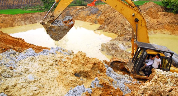 Gói thầu Tư vấn khảo sát lập thiết kế bản vẽ thi công - dự toán thuộc Dự án Nạo vét, mở rộng hồ An Hải (tỉnh Bà Rịa - Vũng Tàu) đã được tổ chức đấu thầu lại. Ảnh minh họa: Hoài Anh