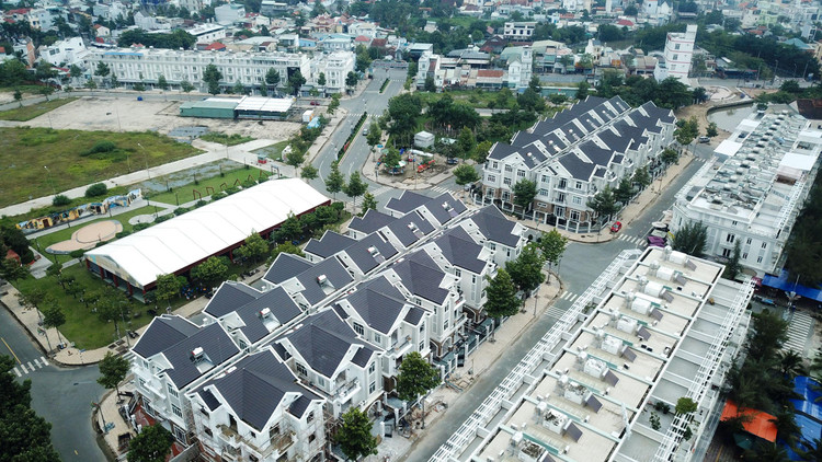 Các dự án mới với sản phẩm chủ đạo là nhà phố, biệt thự sẽ tập trung ở khu vực ngoại thành và những vùng giáp ranh Hà Nội và TP.HCM. Ảnh: Lê Tiên
