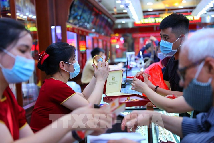 Giá vàng sáng 15/9 tăng 100 nghìn đồng/lượng. Ảnh: Danh Lam - TTXVN