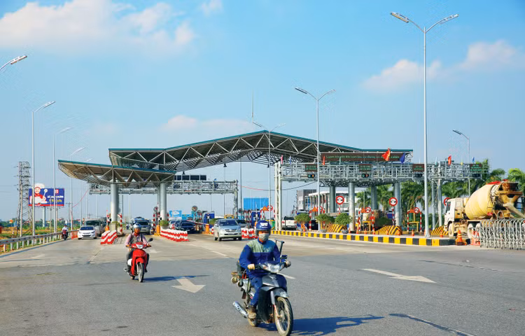 Gần 3 năm kể từ khi Luật PPP có hiệu lực, có 10 dự án mới được phê duyệt chủ trương đầu tư theo Luật PPP; 14 dự án đang triển khai các bước chuẩn bị chủ trương đầu tư. Ảnh: Lê Tiên