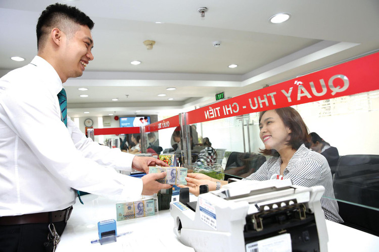 Doanh nghiệp khó tiếp cận vốn do nhiều ngân hàng đã hết hạn mức tín dụng. Ảnh: Lê Tiên