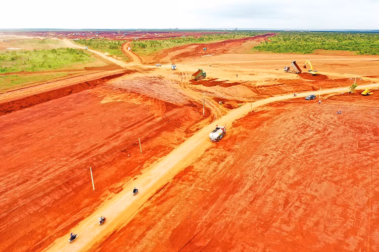 Mặt bằng thi công 2 dự án dịch vụ sân bay Long Thành với diện tích hơn 14.000 m2 đã được giải phóng hoàn toàn. Ảnh: Lê Tiên