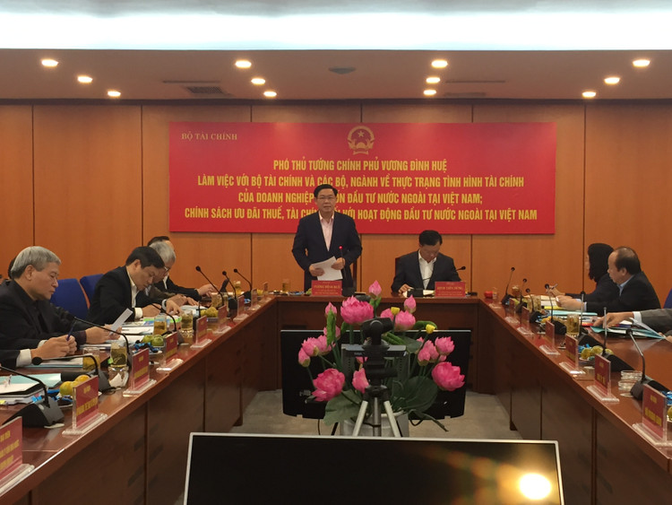 Phó Thủ tướng Vương Đình Huệ cho rằng: "Cần khắc phục những bất cập trong chính sách thu hút FDI". Ảnh: Bích Thảo 