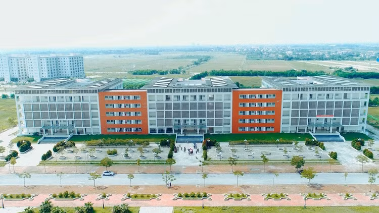 Công ty TNHH Minh Phương trúng 10 gói thầu lớn nhất tại Dự án Khu đại học Phố Hiến (Hưng Yên) với tổng giá hơn 393 tỷ đồng. Ảnh: Minh Thuận