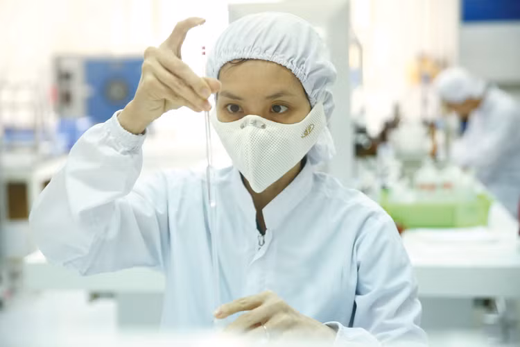 Ưu tiên bố trí nguồn lực cho phát triển khoa học - công nghệ, đổi mới sáng tạo và chuyển đổi số là một trong những nội dung mới tại Dự thảo Luật Ngân sách nhà nước (sửa đổi). Ảnh: Lê Tiên