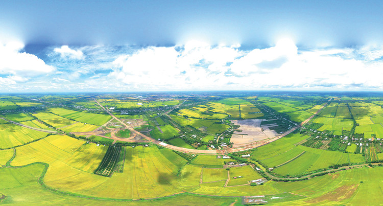 Nhiều địa phương đang ưu tiên tập trung vốn đầu tư công cho các dự án trọng điểm, có tác động lan tỏa, tạo liên kết vùng. Ảnh: Lê Tiên