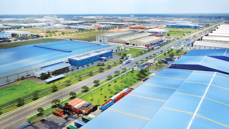 Đến đầu năm 2025, cả nước có 301 khu công nghiệp đã đi vào hoạt động. Ảnh: Lê Tiên