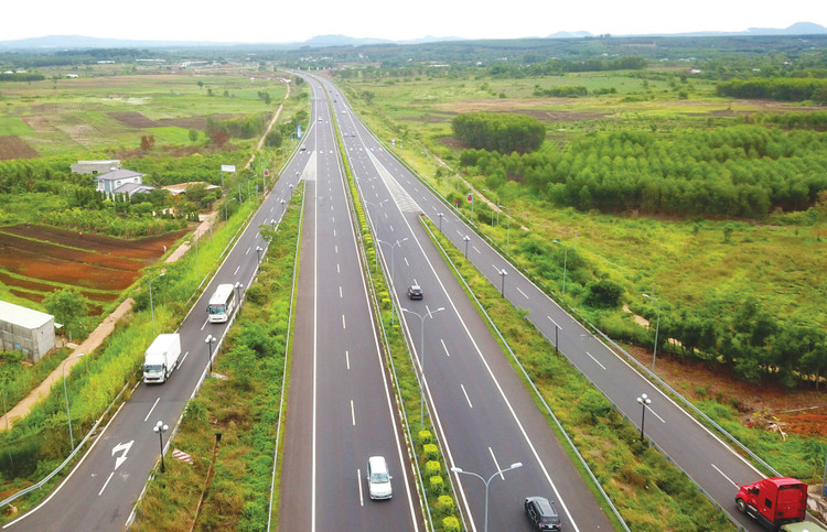 Việc tăng tỷ lệ vốn nhà nước tham gia tại dự án PPP giúp giảm áp lực tài chính, khuyến khích doanh nghiệp tham gia vào các dự án hạ tầng quy mô lớn. Ảnh: Lê Tiên