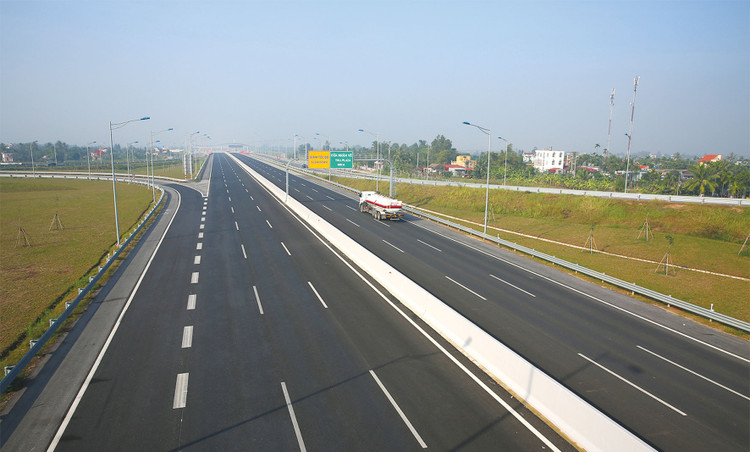 Nghị định số 71/2025/NĐ-CP có nhiều điểm sửa đổi, bổ sung theo hướng rút ngắn thời gian chuẩn bị dự án PPP. Ảnh: Lê Tiên