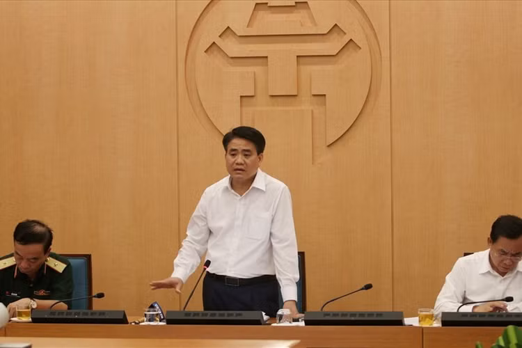 Chủ tịch Hà Nội yêu cầu cấm quán bar, karaoke từ 0h ngày 1.8. Ảnh: Xuân Hải