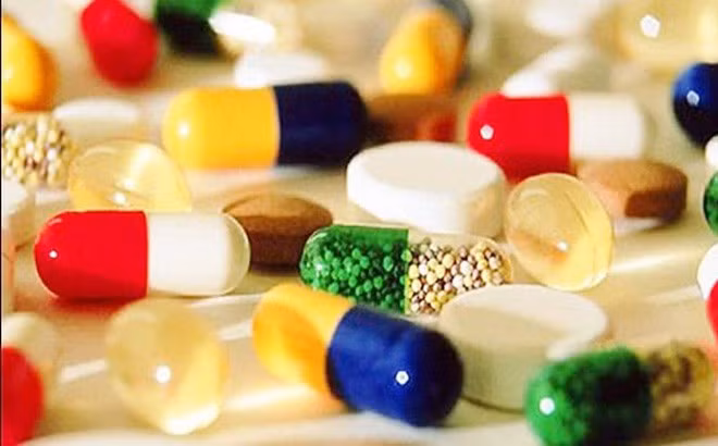 Điểm tin kế hoạch lựa chọn nhà thầu một số gói thầu lớn ngày 26/4