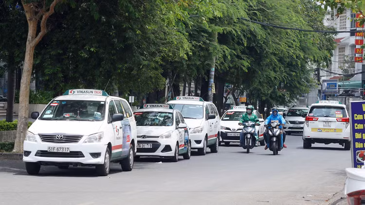 Tháng 4/2020, Vinasun lỗ 50 tỷ đồng do hoạt động kinh doanh
bị tê liệt. Ảnh: Lê Toàn