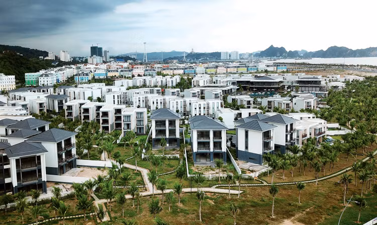 Giá bất động sản khá ổn định do giới đầu tư vẫn vững về nguồn lực tài chính. Ảnh: Lê Tiên