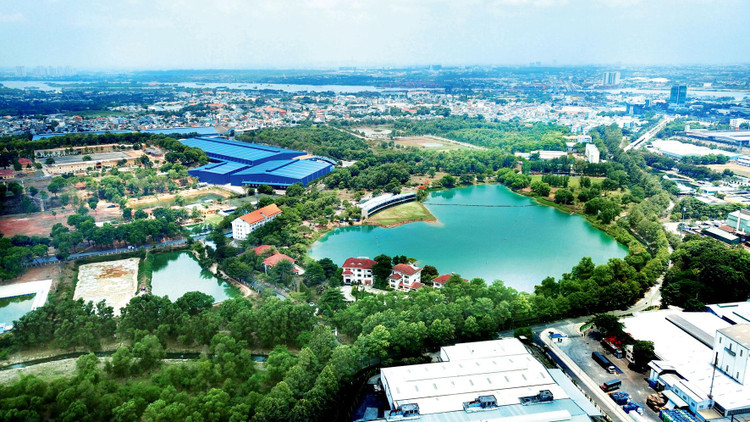 Bước công bố danh mục dự án đầu tư có sử dụng đất được lồng ghép với đánh giá sơ bộ năng lực, kinh nghiệm của nhà đầu tư, để sau đó quyết định hình thức lựa chọn nhà đầu tư. Ảnh: Lê Tiên