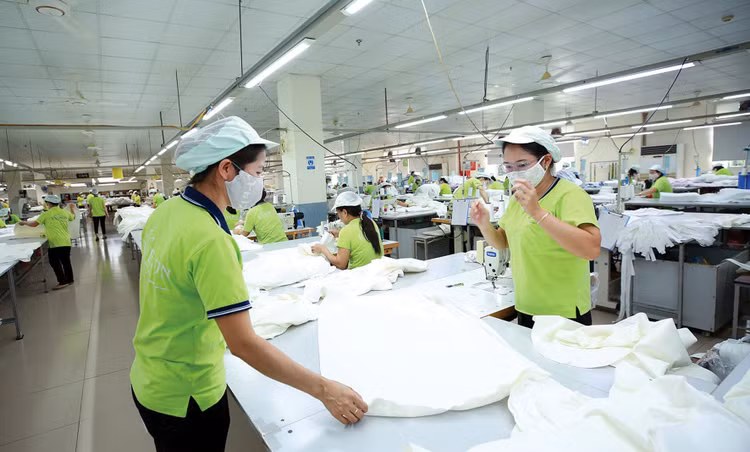 Tăng trưởng GDP năm 2023 của Việt Nam dự báo đạt 5 - 5,2%, gần như cao nhất trong khu vực châu Á - Thái Bình Dương. Ảnh: Lê Tiên