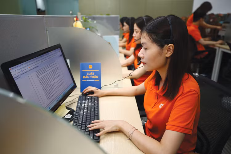 Hệ thống mạng đấu thầu quốc gia liên tục thống kê, giám sát hoạt động đấu thầu. Ảnh minh họa: Nhã Chi