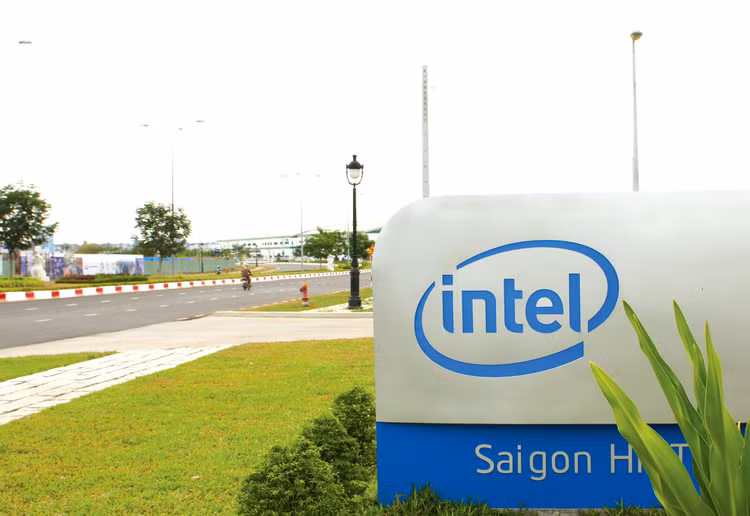 Từ đầu năm đến ngày 20/8/2021, vốn đầu tư trực tiếp nước ngoài thực hiện ước tính đạt 11,58 tỷ USD, tăng 2% so với cùng kỳ năm trước. Ảnh: Lê Tiên