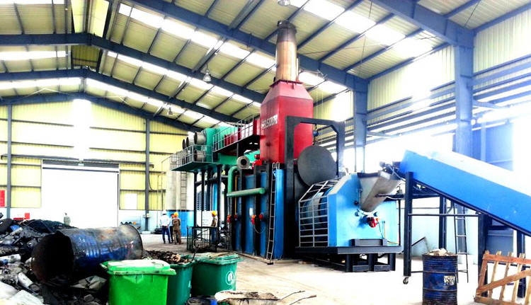 Sau khi được chỉ định thầu, nhà đầu tư đề xuất điều chỉnh thiết kế nhà máy, tổng mức đầu tư, tăng giá dịch vụ xử lý rác nhưng địa phương không đồng ý. Ảnh minh họa: Trần Trâm