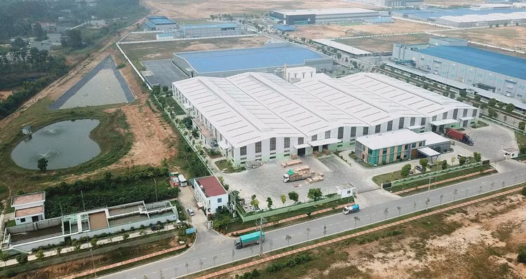 Bộ Kế hoạch và Đầu tư đề nghị các địa phương đánh giá một số mục tiêu về đầu tư hạ tầng khu kinh tế - khu công nghiệp như số dự án hoàn thành, số vốn dự kiến phải tiếp tục bố trí sau 2020... Ảnh: Lê Tiên