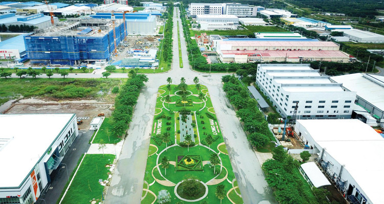 Khu công nghiệp sinh thái, doanh nghiệp sinh thái phải đáp ứng nhiều điều kiện và tiêu chí xanh, sạch trong sản xuất. Ảnh: Song Lê