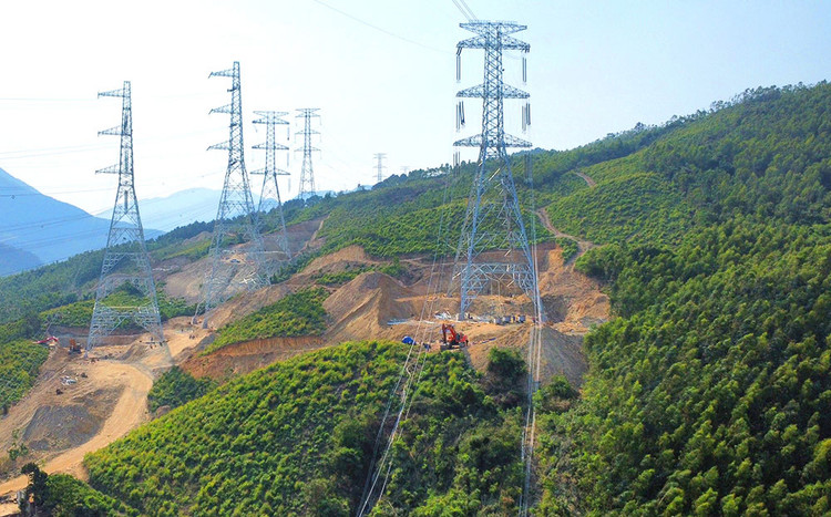 Dự án Đường dây 500kV Lào Cai - Vĩnh Yên có tổng mức đầu tư hơn 7.400 tỷ đồng. Ảnh minh họa: Nhã Chi