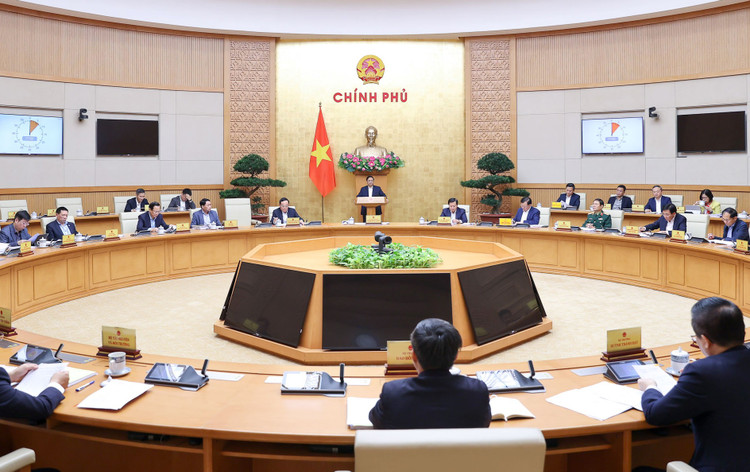 Thủ tướng Phạm Minh Chính phát biểu tại phiên họp Chính phủ chuyên đề pháp luật tháng 2/2023. Ảnh: Quý Bắc