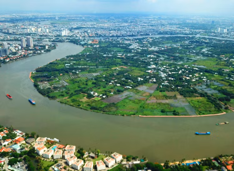 Bán đảo Thanh Đa được ví như “viên ngọc bích” nhưng 30 năm qua vẫn lạc lõng giữa sự phát triển như vũ bão của TP.HCM. Ảnh: Lê Toàn