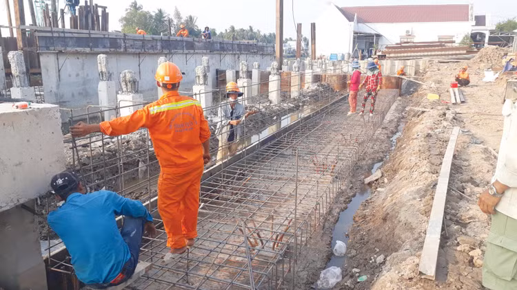 Khối lượng công việc thực hiện đến ngày 26/4/2021 của Gói thầu XL04 Xây dựng, cung cấp và lắp đặt thiết bị cống Xẻo Rô vượt xa các mốc tiến độ đề ra