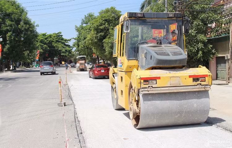 Điểm tin kế hoạch lựa chọn nhà thầu một số gói thầu lớn ngày 23/11