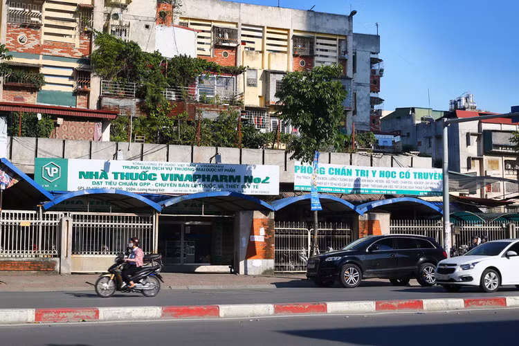 Vinapharm đang quản lý, sử dụng gần 9.870 m2 đất, chủ yếu là khu đất diện tích lớn tại khu vực nội thành Hà Nội và TP.HCM. Ảnh: Lê Tiên