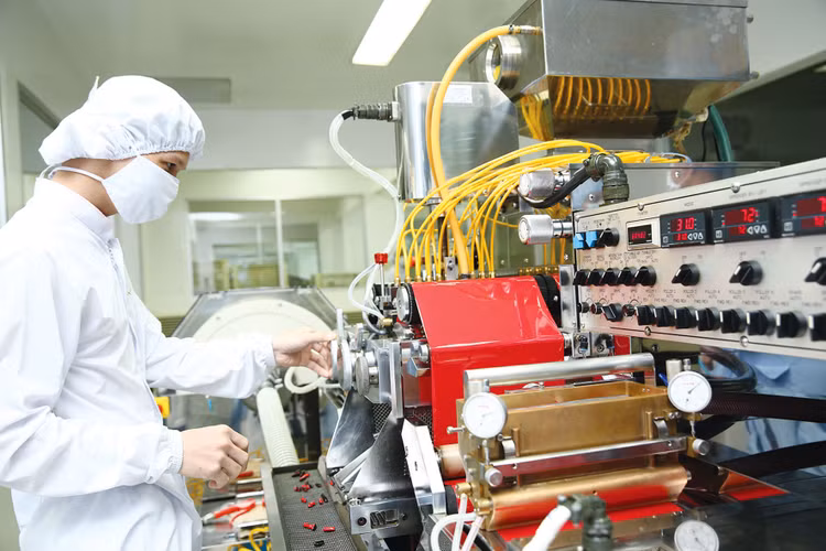 Nhiều doanh nghiệp dược đã và đang đầu tư nhà máy sản xuất dược phẩm công nghệ cao. Ảnh: Lê Tiên