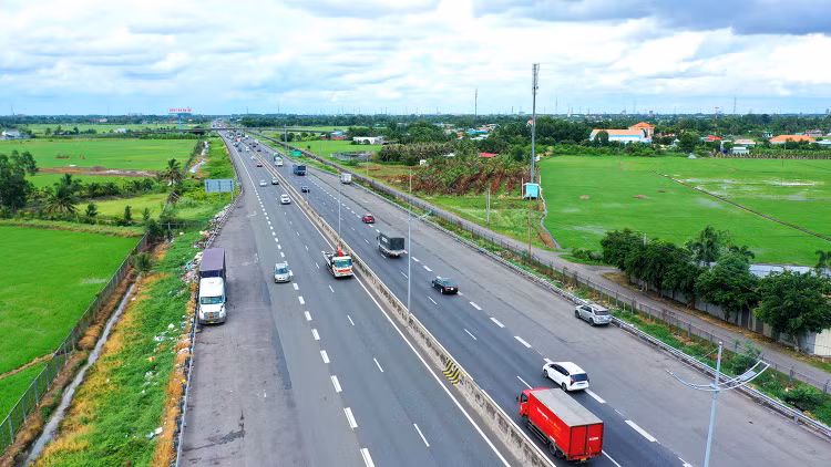 Dự án thành phần 1 cao tốc Mộc Bài - TP.HCM có tổng mức đầu tư khoảng 10.421 tỷ đồng, thực hiện theo hợp đồng BOT. Ảnh minh họa: Lê Tiên