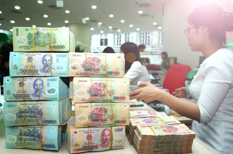 Tính đến cuối tháng 9/2024, tỷ lệ nợ xấu nội bảng ở mức 4,55%, gần bằng mức cuối năm 2023, tăng so với năm 2022. Ảnh: Lê Tiên