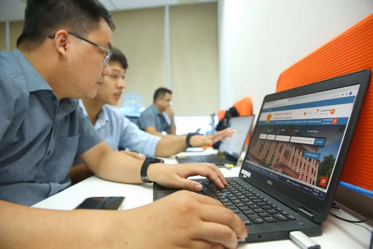 Hệ thống mạng đấu thầu quốc gia mới được bổ sung thêm nhiều phân hệ, chức năng so với Hệ thống hiện tại, hướng tới quản lý xuyên suốt quá trình mua sắm công điện tử. Ảnh: Lê Tiên