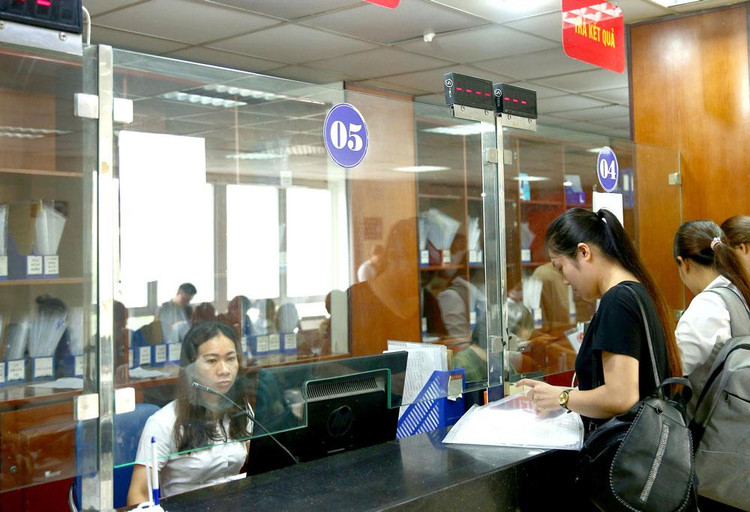 Trong tháng 10/2022, cả nước có 9.860 DN rút lui khỏi thị trường, tăng 34% so với cùng kỳ năm 2021. Ảnh: Lê Tiên