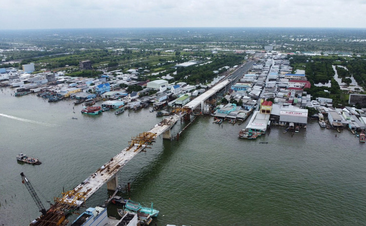 Nhịp chính Dự án Đầu tư xây dựng cầu Ông Đốc được hợp long ngày 11/11/2023. Ảnh: Như Nguyệt