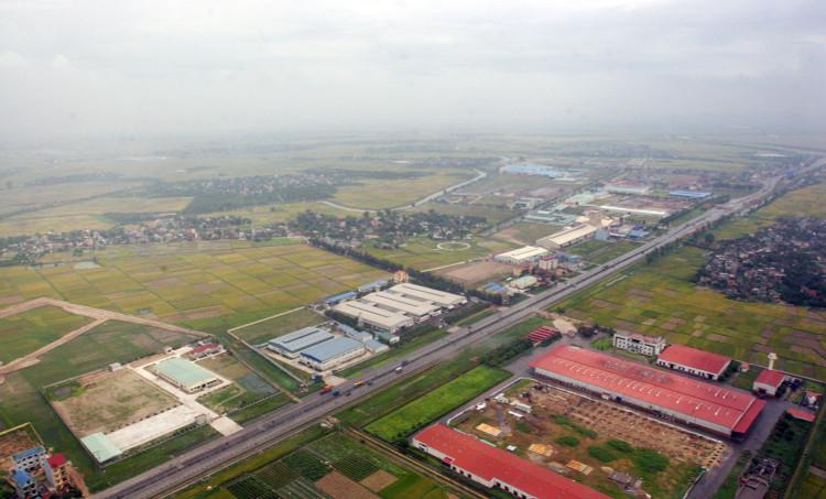 Chính phủ đồng ý đề nghị đưa Luật Đất đai 2024 có hiệu lực trước 6 tháng. Ảnh: Tường Lâm