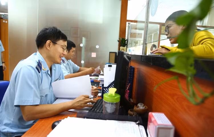 Thủ tướng chỉ đạo các bộ, ngành địa phương tiếp tục đẩy mạnh cải thiện môi trường đầu tư kinh doanh, hỗ trợ các doanh nghiệp. Ảnh minh họa: Tiên Giang