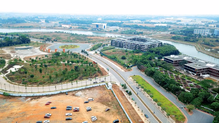 Năm 2021, dự kiến có 19/38 quy hoạch ngành quốc gia, 1/6 quy hoạch vùng, 26/63 quy hoạch tỉnh hoàn thành công tác lập, thẩm định, trình cấp có thẩm quyền phê duyệt. Ảnh: Lê Tiên